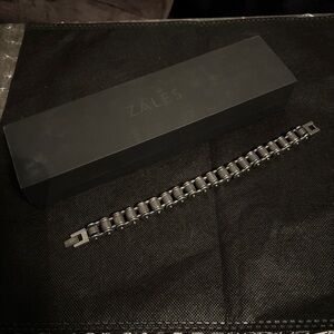 ZALES Motorcyle Chain bracelet